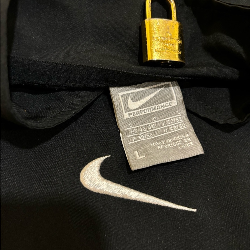 Nike Track/Light Jacket - Picture 4 of 4